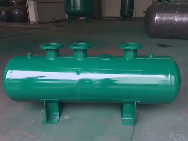 1679991473376569.jpeg 武安武安武安蒸汽分气缸1.jpeg